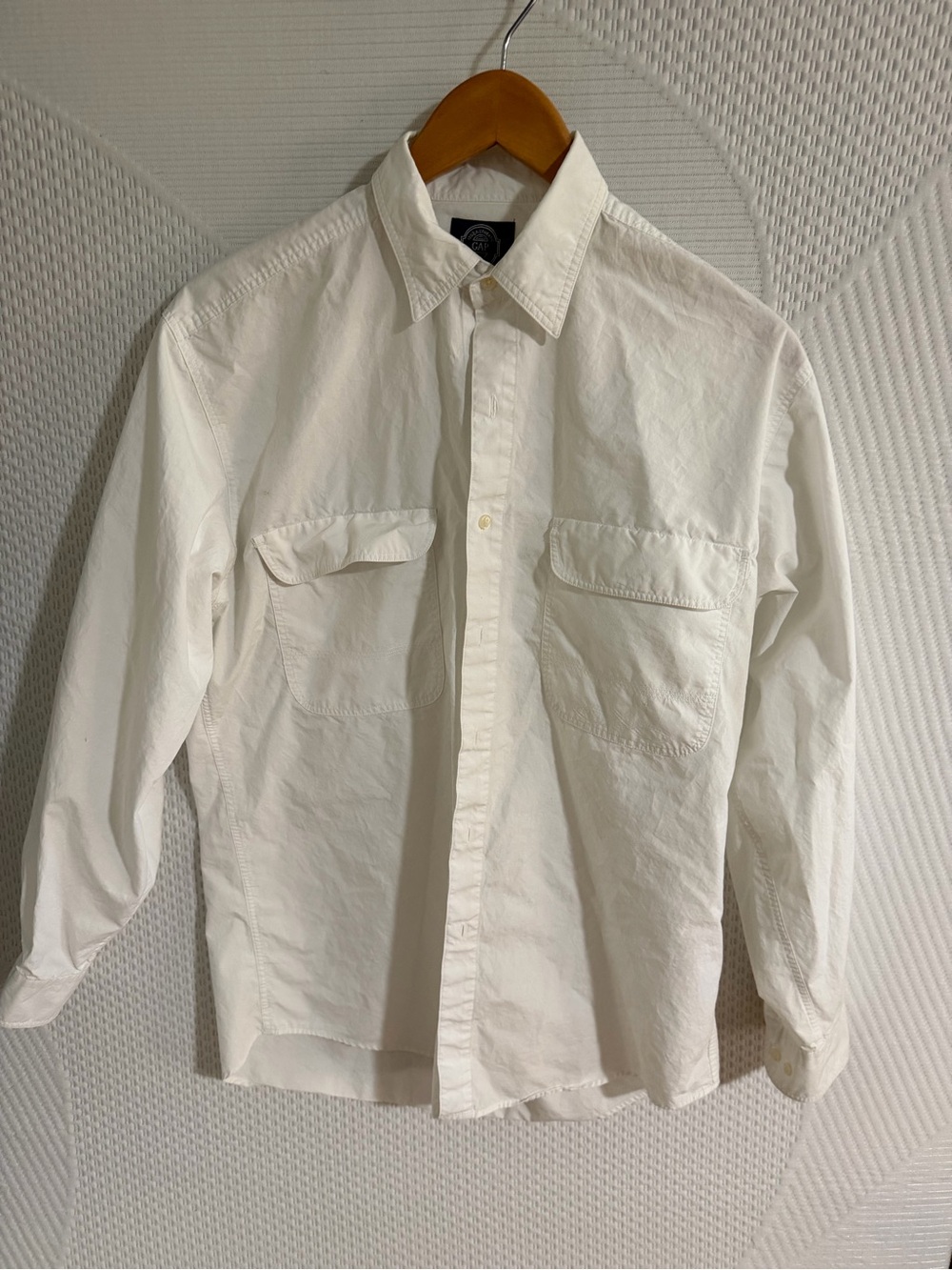 GAP White Men's Long-Sleeve Button-Down Shirt